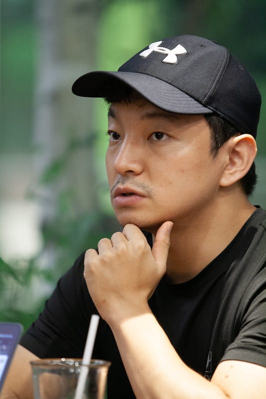 "먹물과 쇳밥을 잇는 글쟁이가 되고 싶어요"